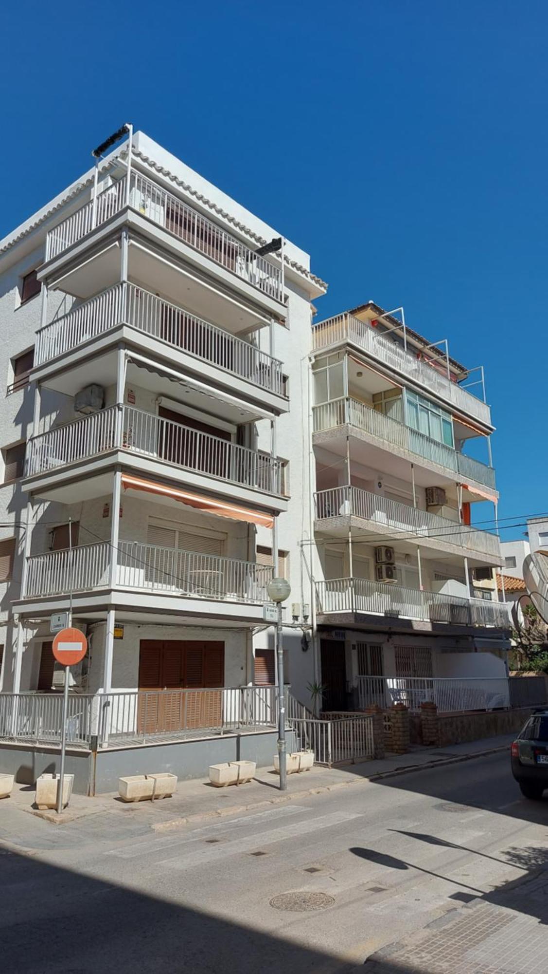 Sol Marina Apartment 살루 외부 사진