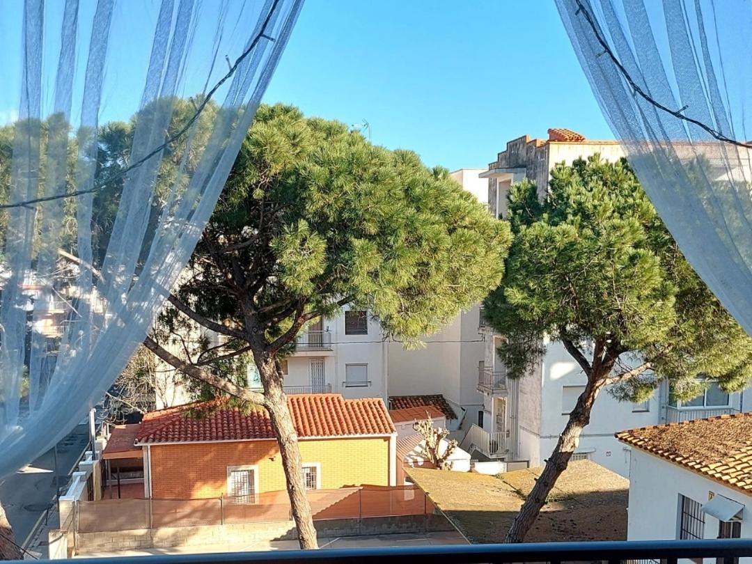 Sol Marina Apartment 살루 외부 사진