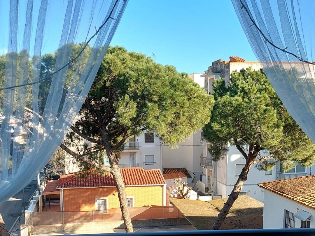 Sol Marina Apartment 살루 외부 사진